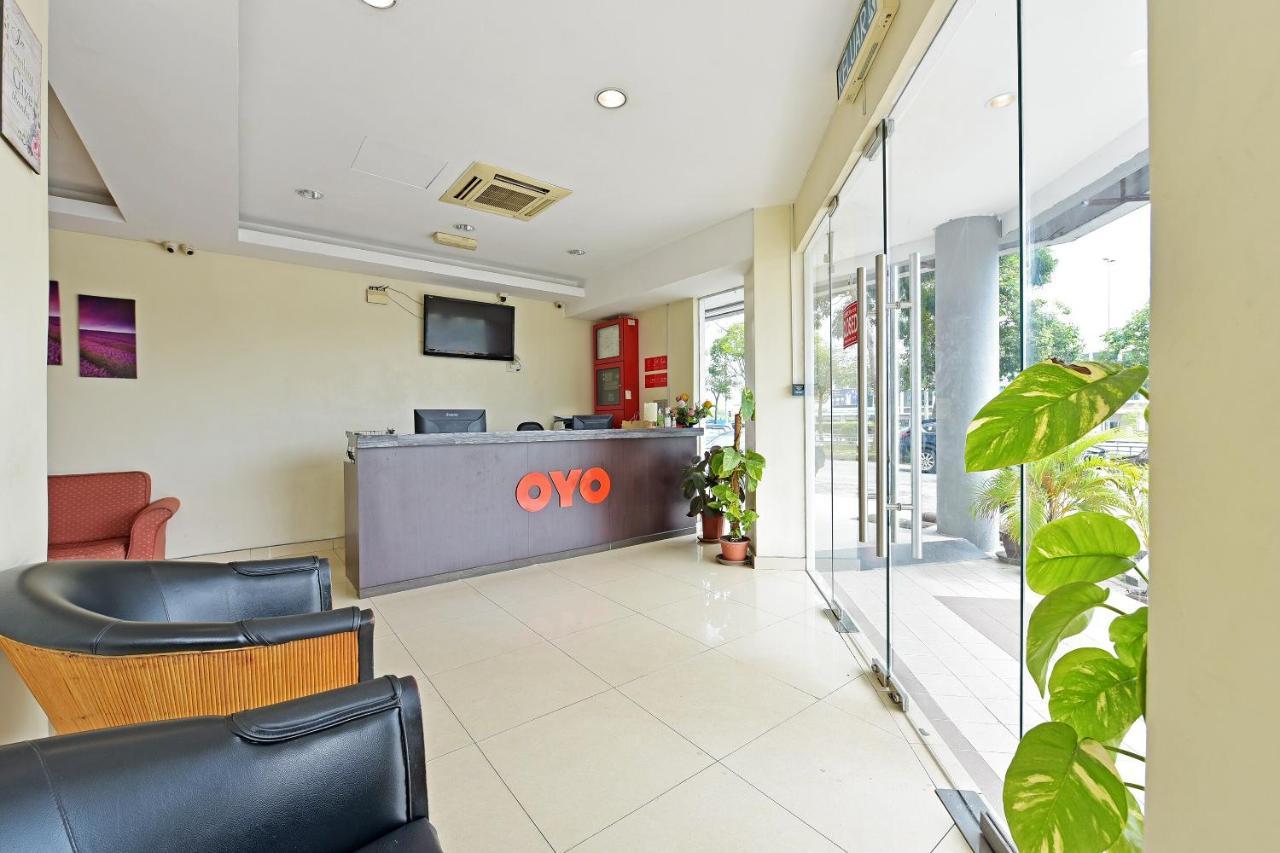 Oyo 90669 My Hotel Vistana Bangi Exterior photo